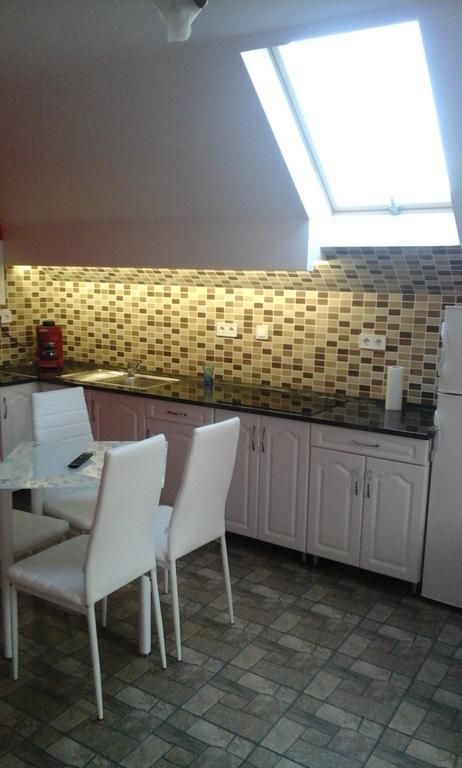 Abádszalók Kelemen Apartmanok מראה חיצוני תמונה